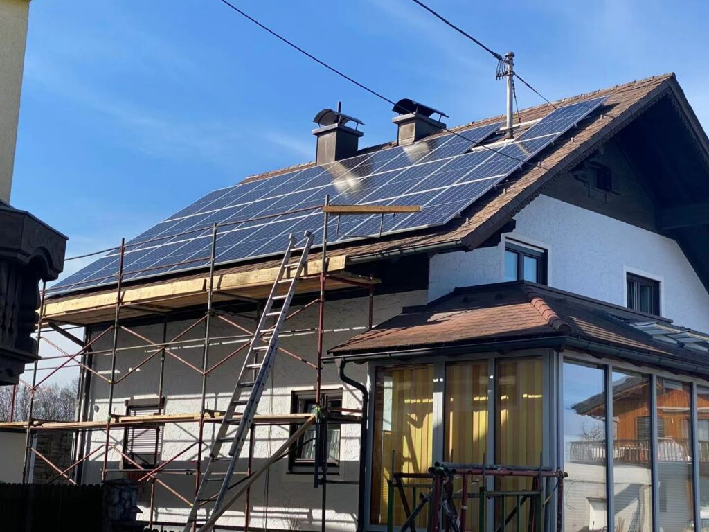 Einfamilienhaus 10,44 Kwp